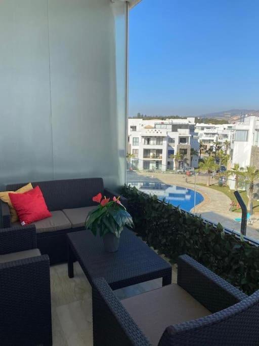 Appartement De Luxe ,Piscine,Parking,Terrasse Agadir Exterior foto